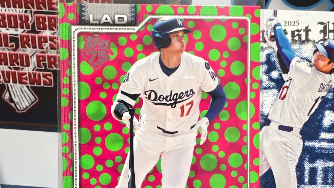 Пятничное противостояние: праздничное яйцо Topps против подвесной коробки серии 1 по цене 14,99 д...