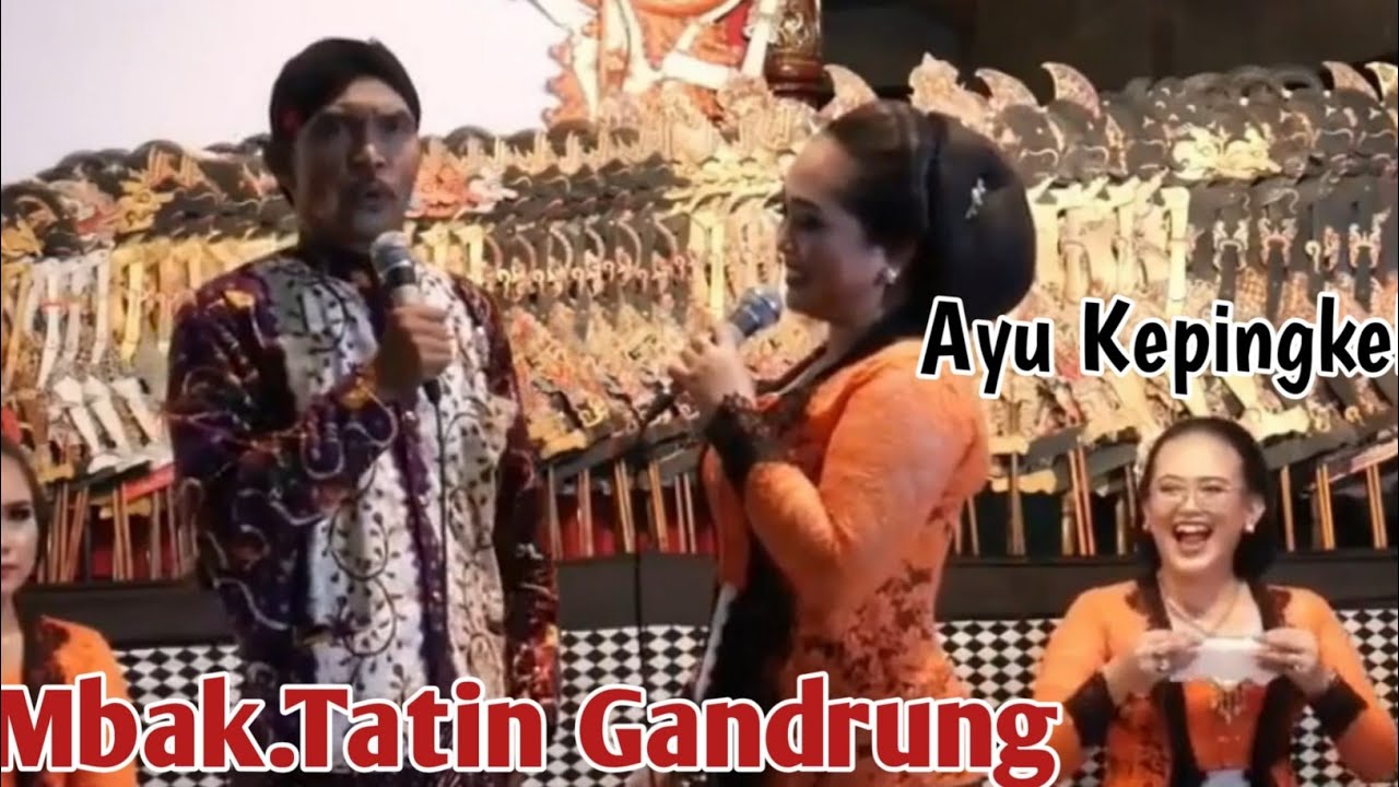 Tatin Gandrung Karo Pak Sehono, Ayu Kepingkel Pingkel Bareng Dalang Seno