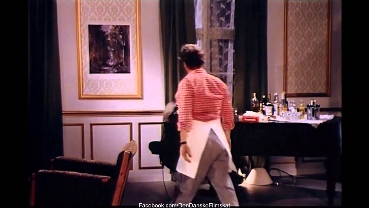 Pigen og drømmeslottet (1974) - Slagsmål