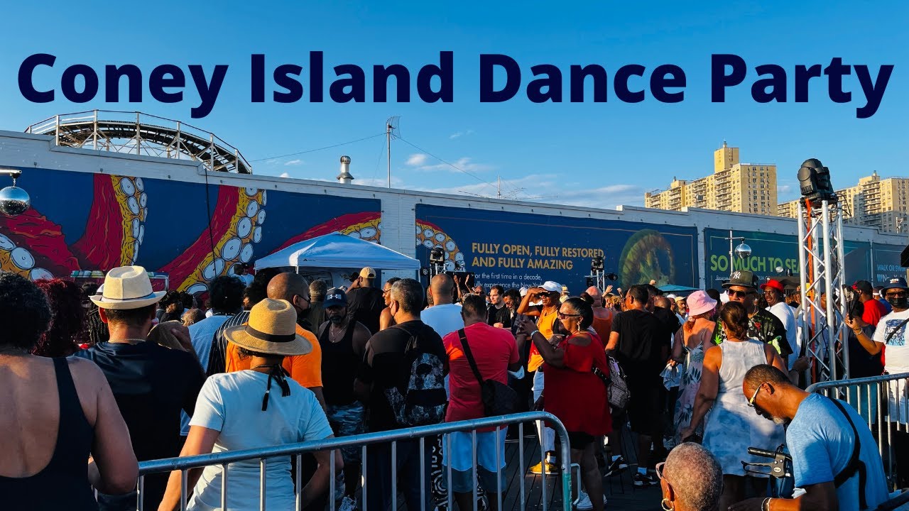 New Yorkers Dancing to House Music at Coney Island Boardwalk—August 20, 2022