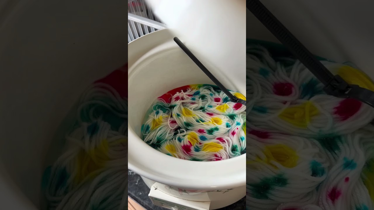 Slow cooker hand dyed yarn at home 