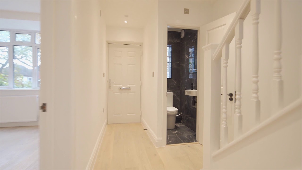 FOR SALE - Monkfrith Way, Southgate, N14 - £950,000