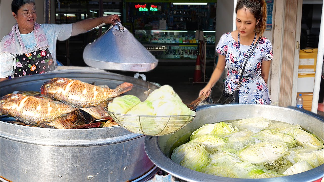 100kg Sold Out! Steamed Fish Cooked by Hard Working Lady to Support Sick Family | Thai Street Food