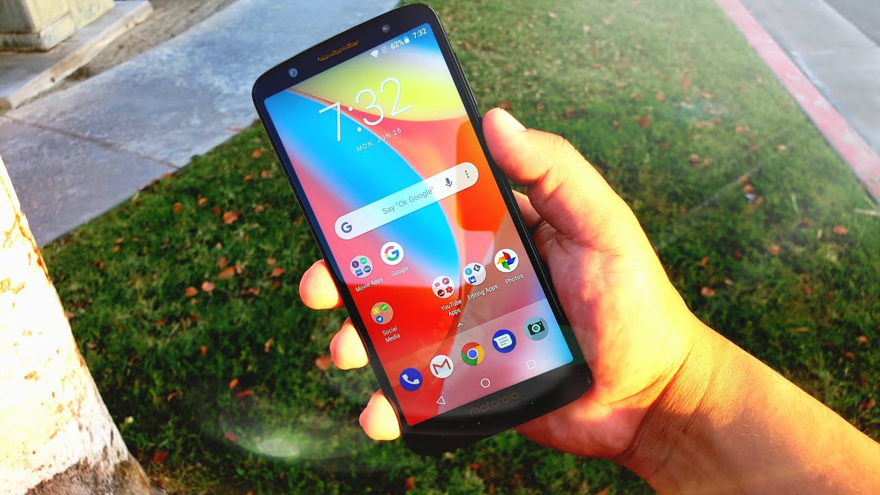 Moto G6 Review: Best Budget Phone?