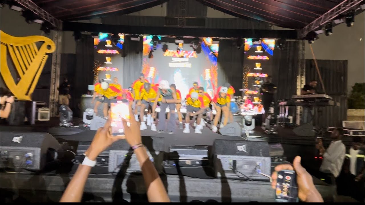 INCREDIBLE ZIGI AND AFROZIG PERFORMED AT ACCRA VAGANZA  - GREAT_AWA