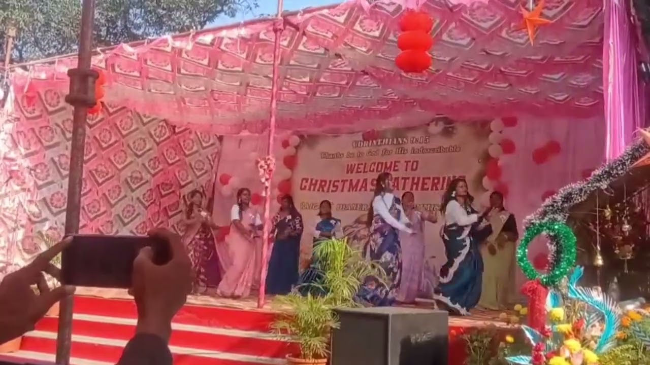 St.Franchise Xavier Church Boirdadar Raigarh Mein Christmas Gaidring @SavitaAnil-ol7lf 