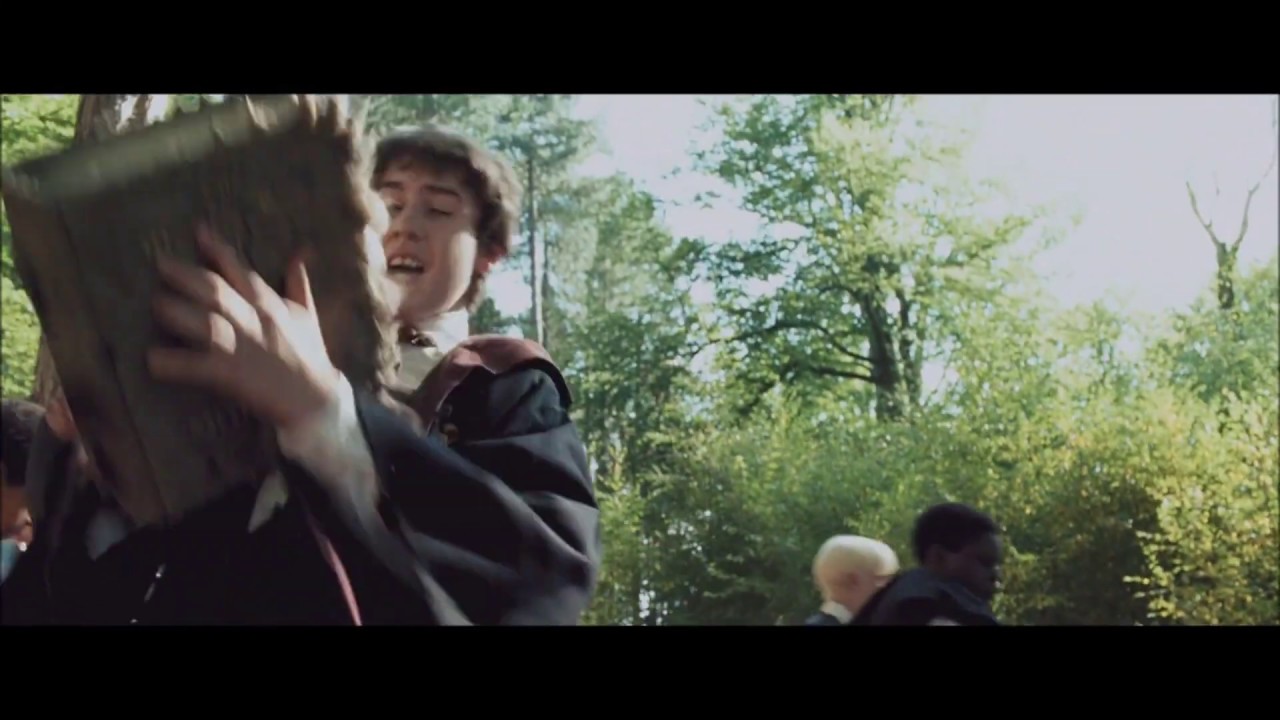 Neville Longbottom vs The Monster Book of Monsters
