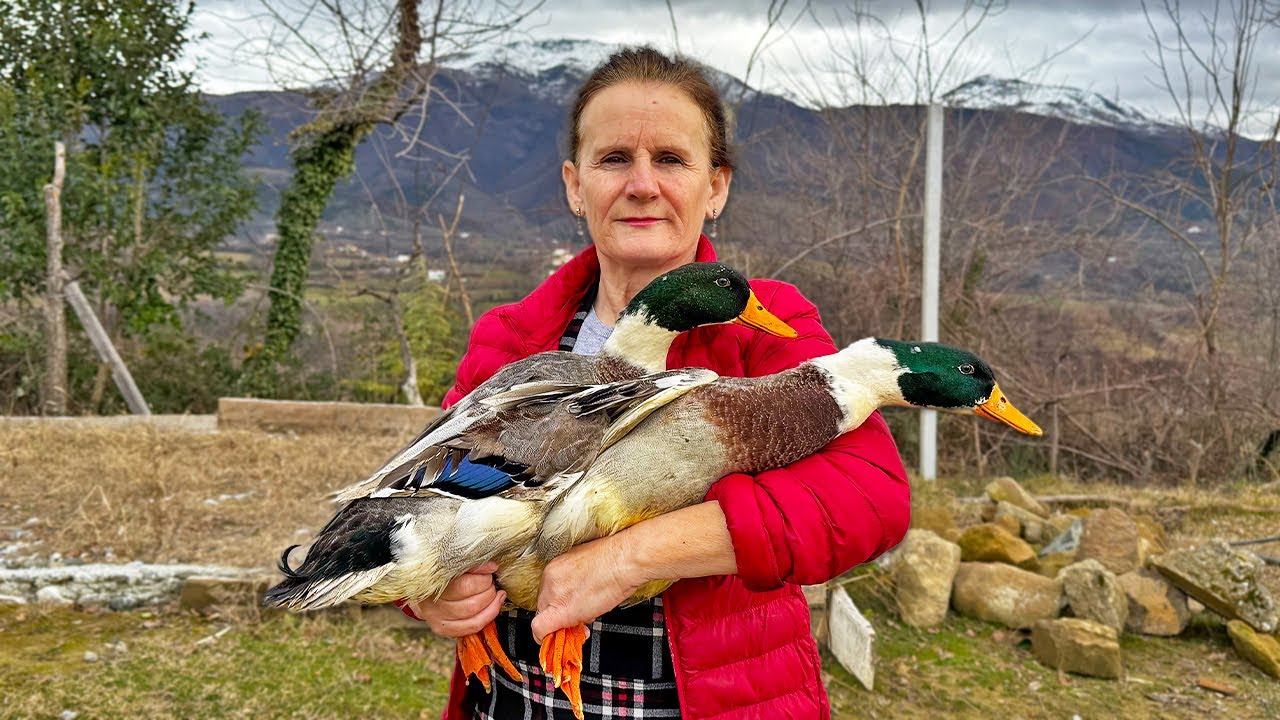 Roasted Duck + Strawberry Sauce = Ultimate Village Feast! 🦆🍓💥