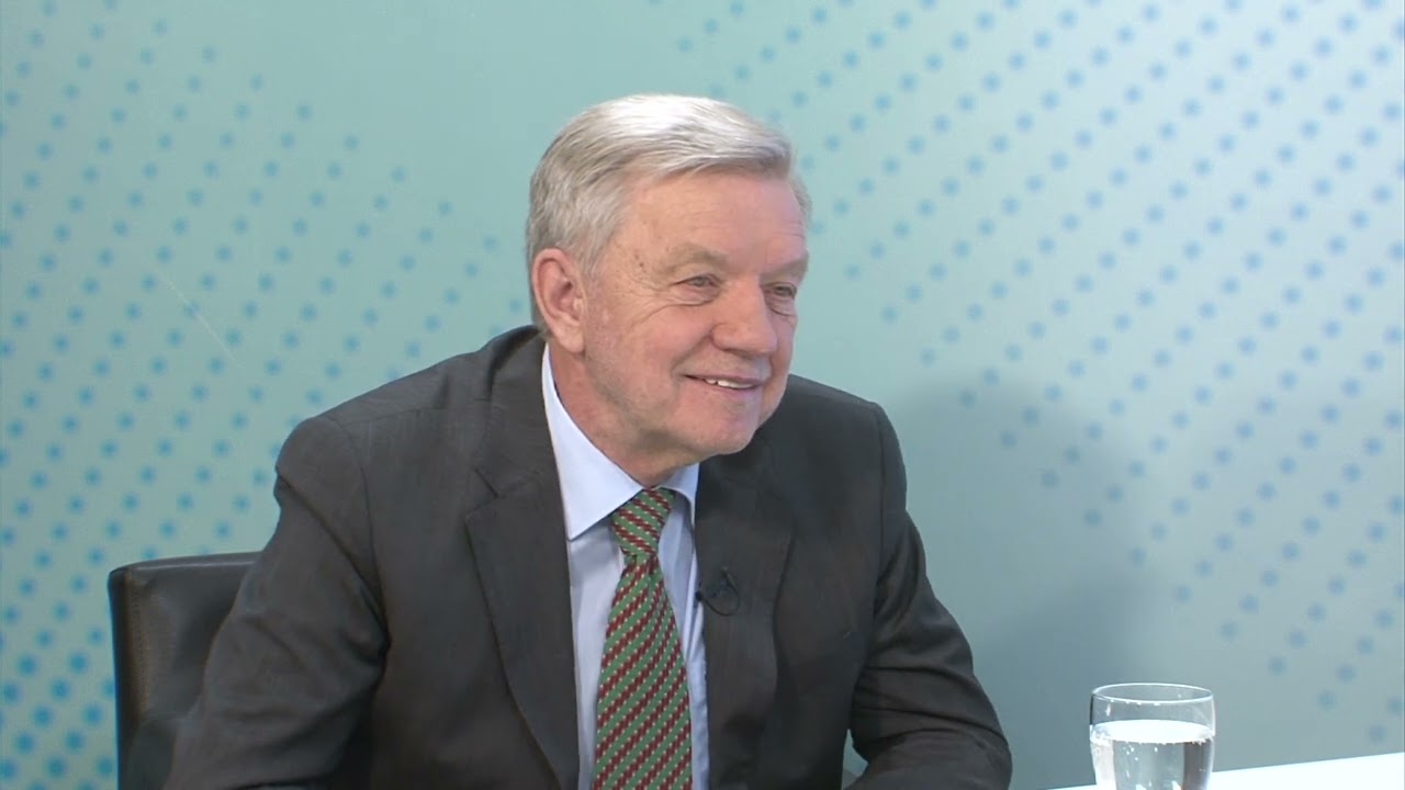 Dora - nedeljski pogovori: dr. Samo Zver (10.4.2022)