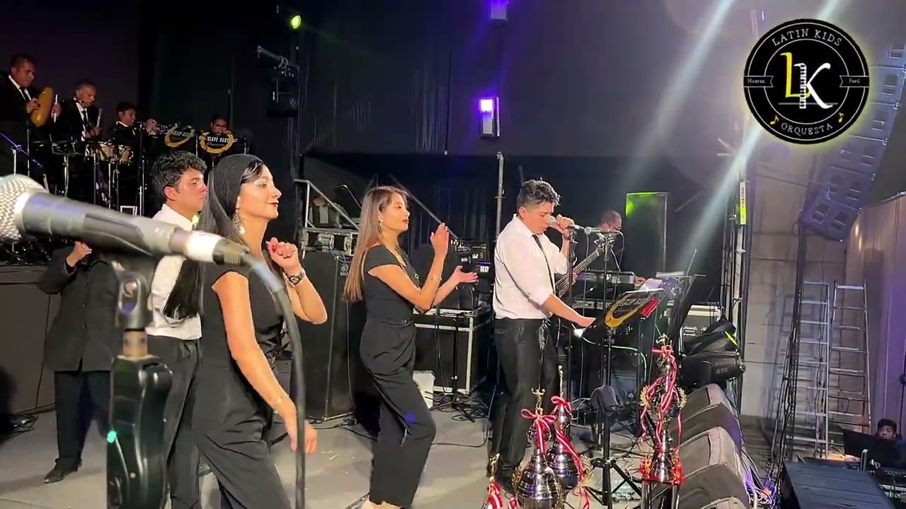 LATIN KIDS ORQUESTA- OJOS CHINITOS (Salsa)