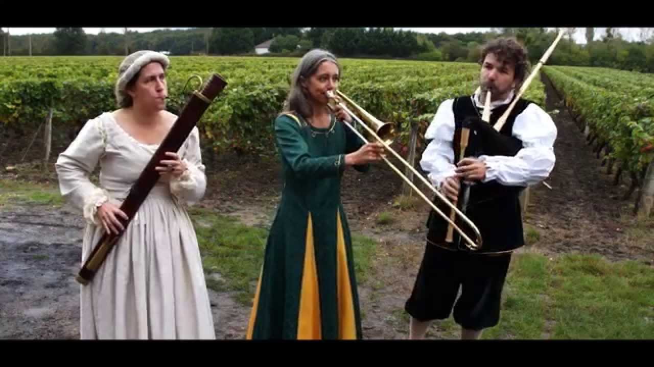 History. Bagpipes, Oboe Medieval Music In France.French Wines.Loire Valley or Champagne ?Vineyard.