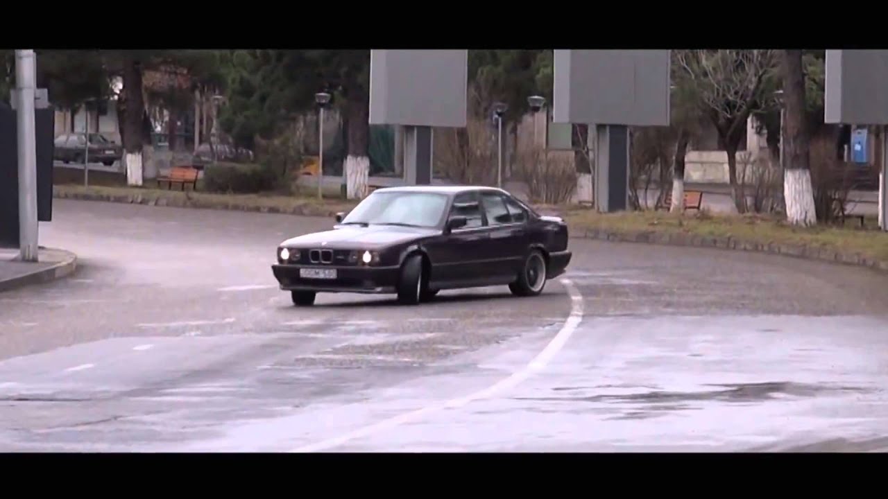 BMW M5 E34 3.8 ILLEGAL Street Racing and Drift HD 1080p