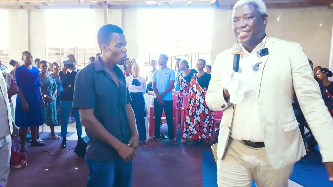 PASTOR AGNESS EMMANUEL (Mama Majeshi)- MADHABAHU SEHEMU YA 09