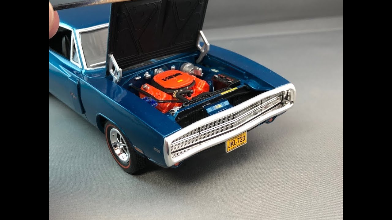 Видеоинструкция для начинающих №3 с Revell Dodge Charger RT 1970 года