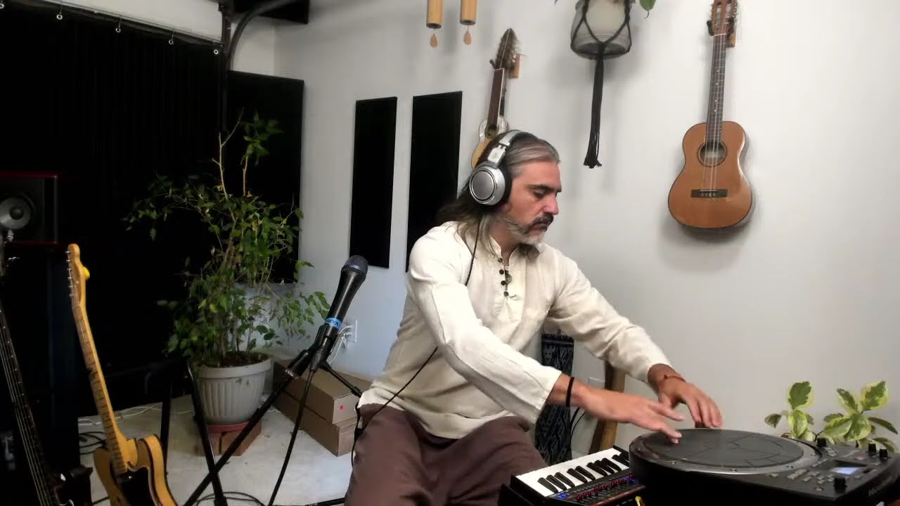 Meditation Music - Live Looping - Stream 30