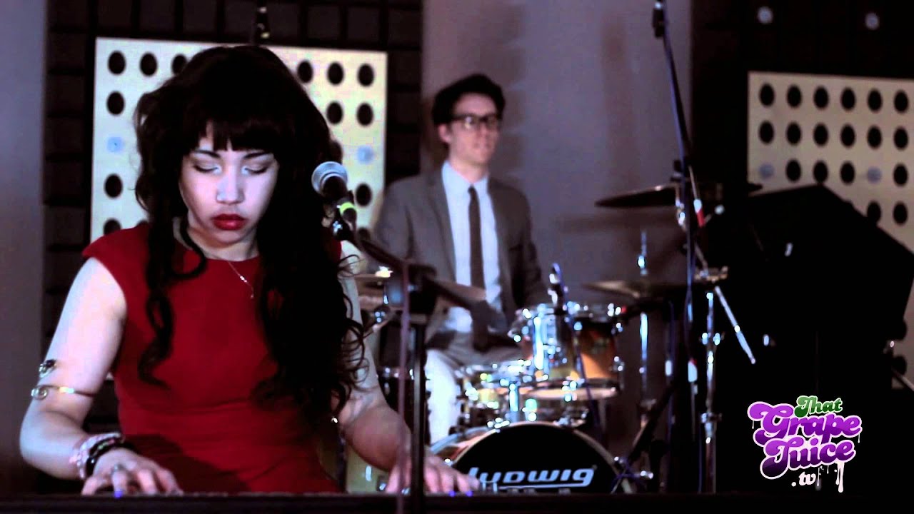 Natalie Duncan - Devil In Me  (Live On The Splash)