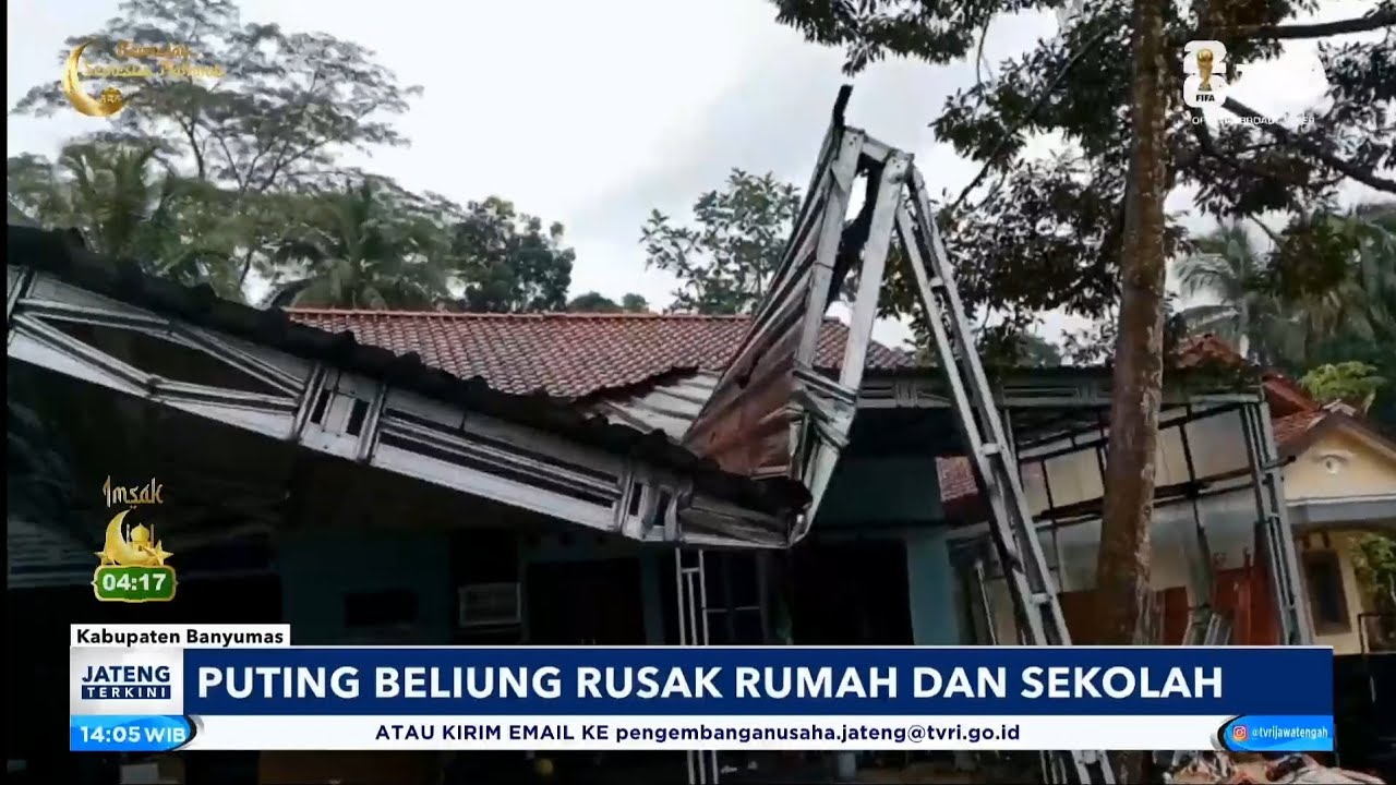 Puting Beliung Rusak Rumah Dan Sekolah