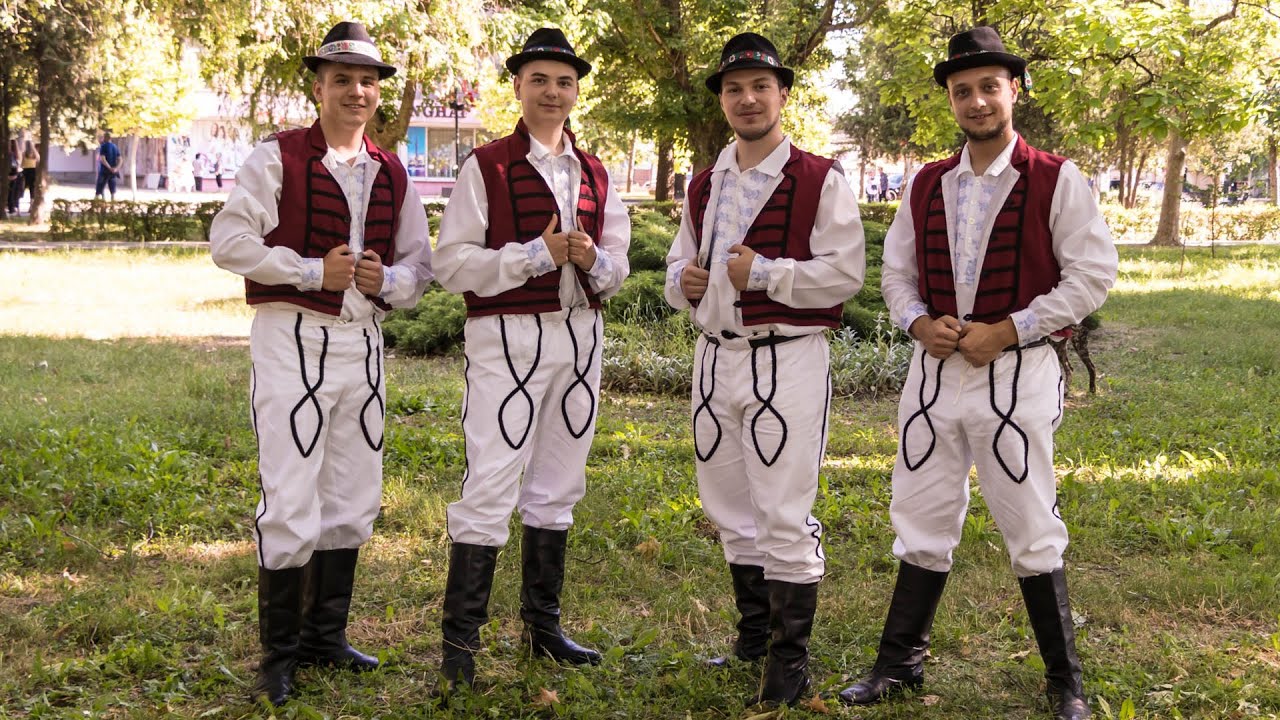 Folklórny súbor V šírom poli hruška - Višňovského verbunk / Dzedov verbunk (Deň hudby 2021)