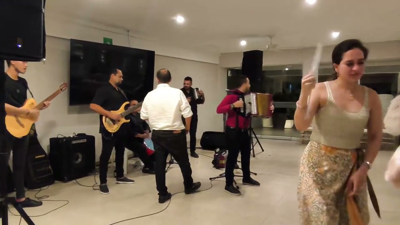 La creciente del cesar - kike Consuegra y Moncho Villa