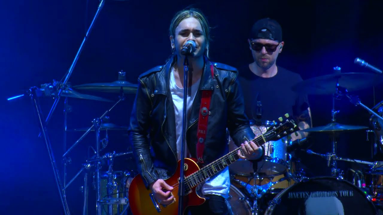 AIRBAG - Perdido - Vivo en Velez (Live at Velez Stadium)