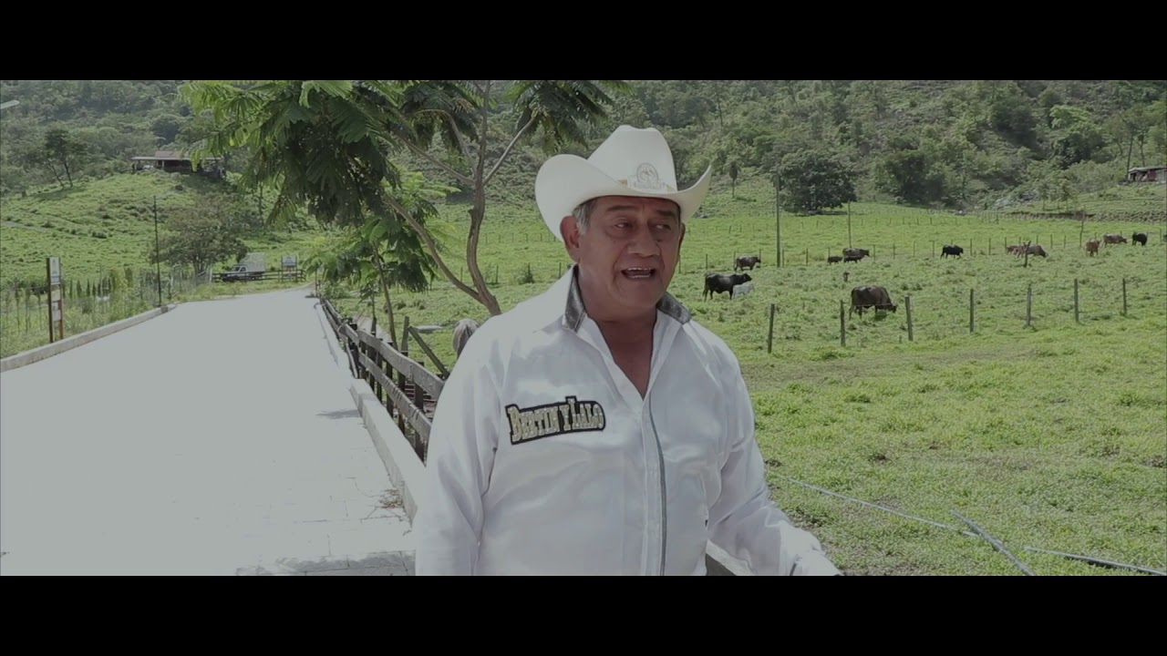 Dueto Bertin y Lalo - Dr.  y Rector Saldaña (Video Oficial)