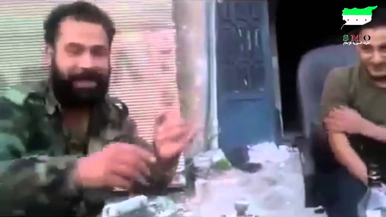 مسرب....شبيحة النظام يستهزؤون برئيسهم المجرم 