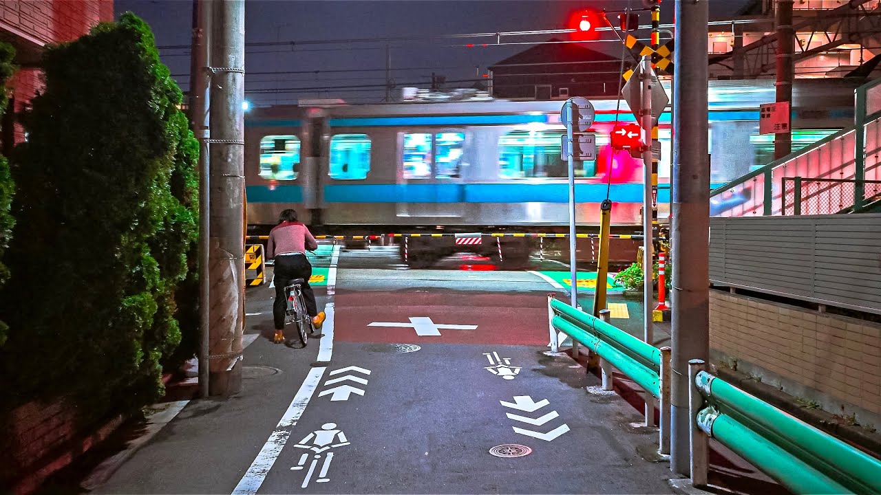 Suburban Tokyo - Nishirokugo Evening Walk, Japan • 4K HDR