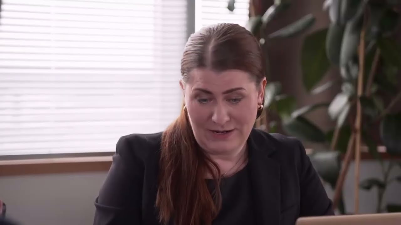 Salkkarit - Saga antaa Akille kenkää (2022)