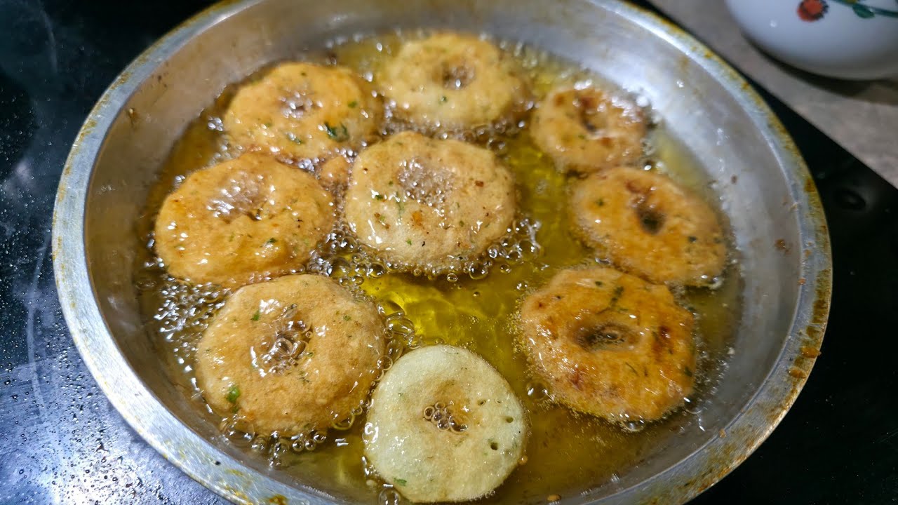 ရယ်ဒီမိတ်အမှုန့်နဲ့ ကြော်တဲ့ မတ်ပဲကြော်