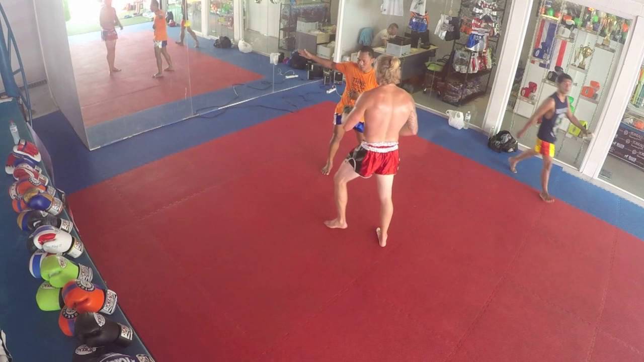 Saenchai Warm Up and Technique