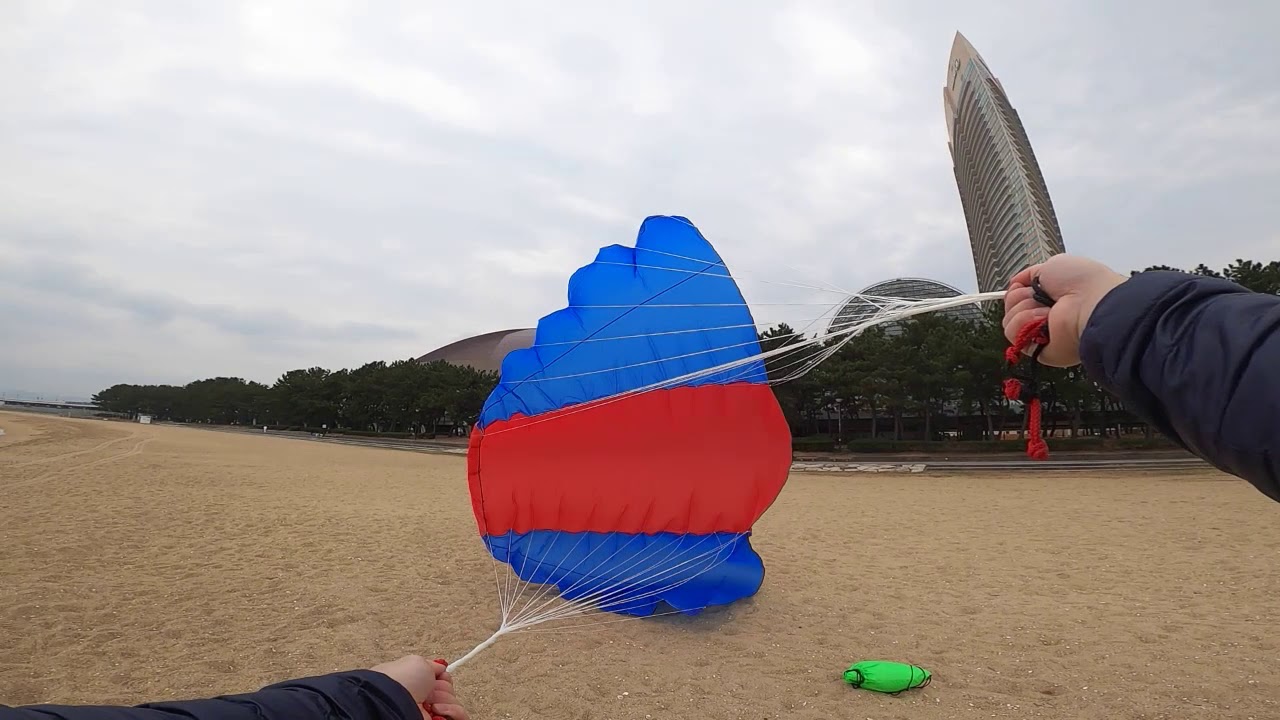 パラシュートカイトとnasawing