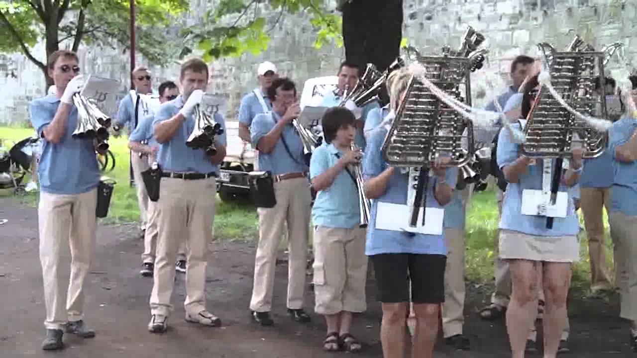 Schalmeienkapelle Pretzsch  zum Saalefest in Weißenfels