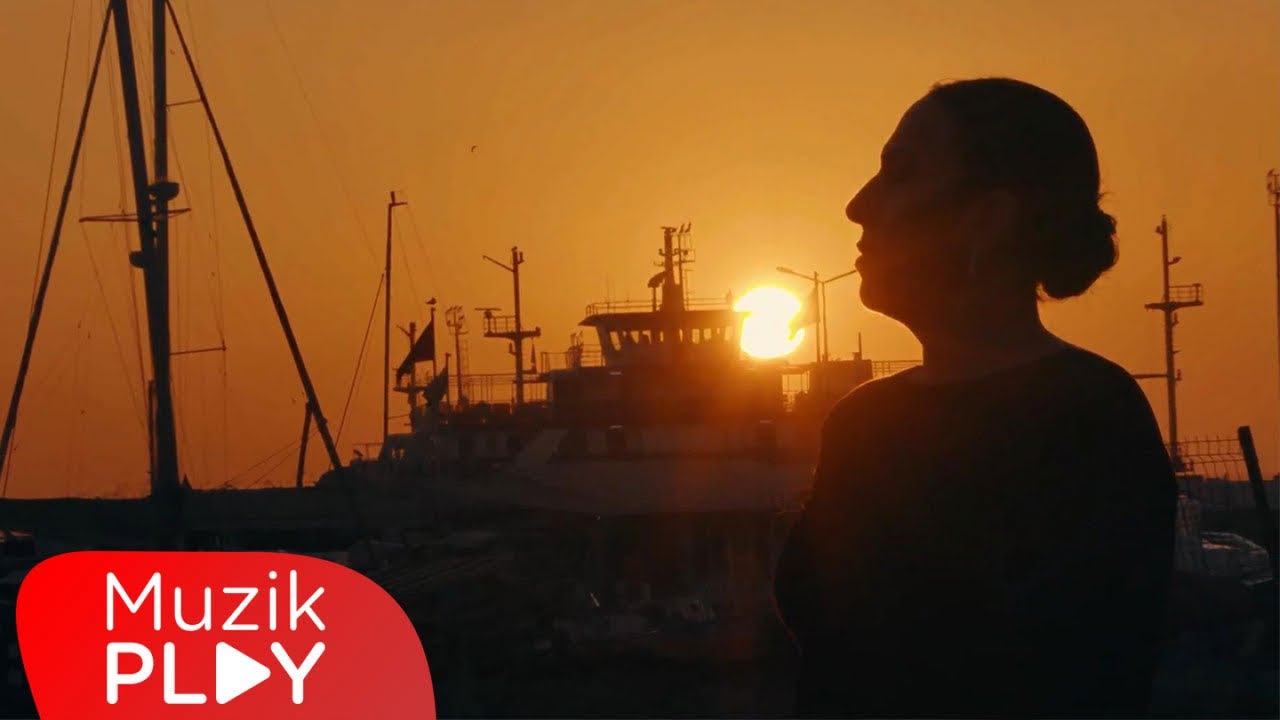 Burcu Bakır - Yol Benim Olur (Official Video)