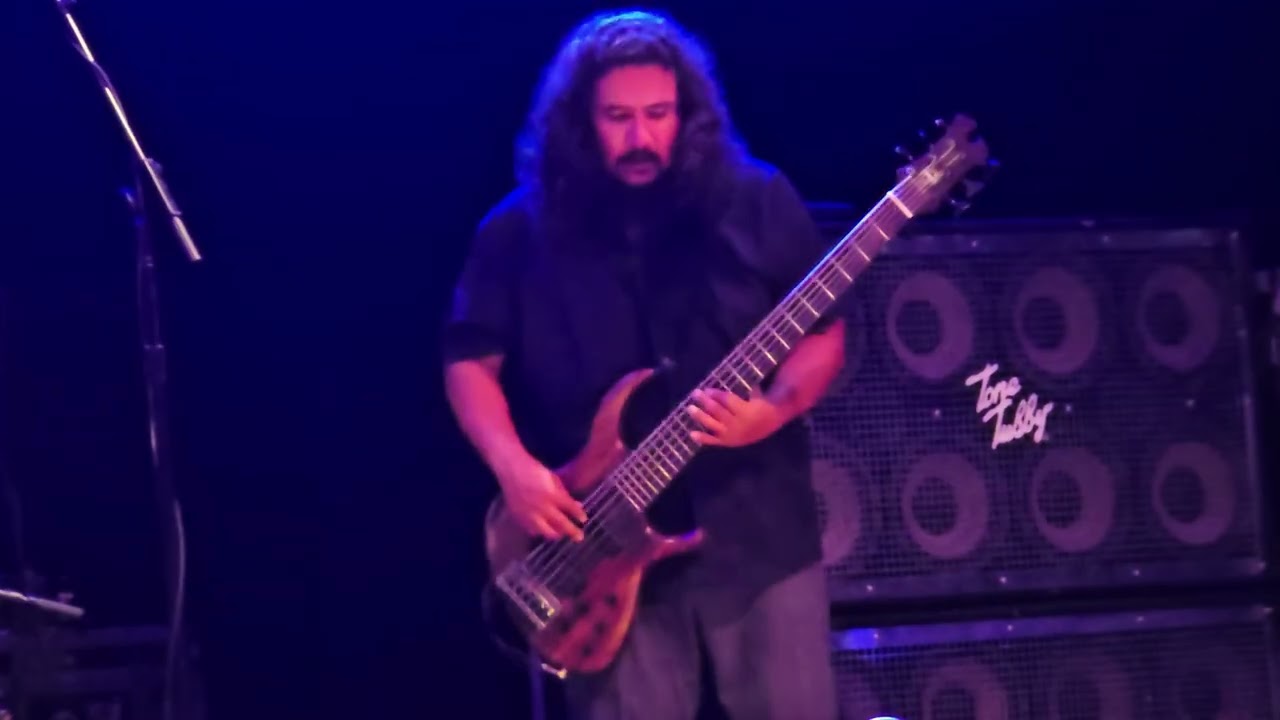 Los Lonely Boys are back in Htown playing 