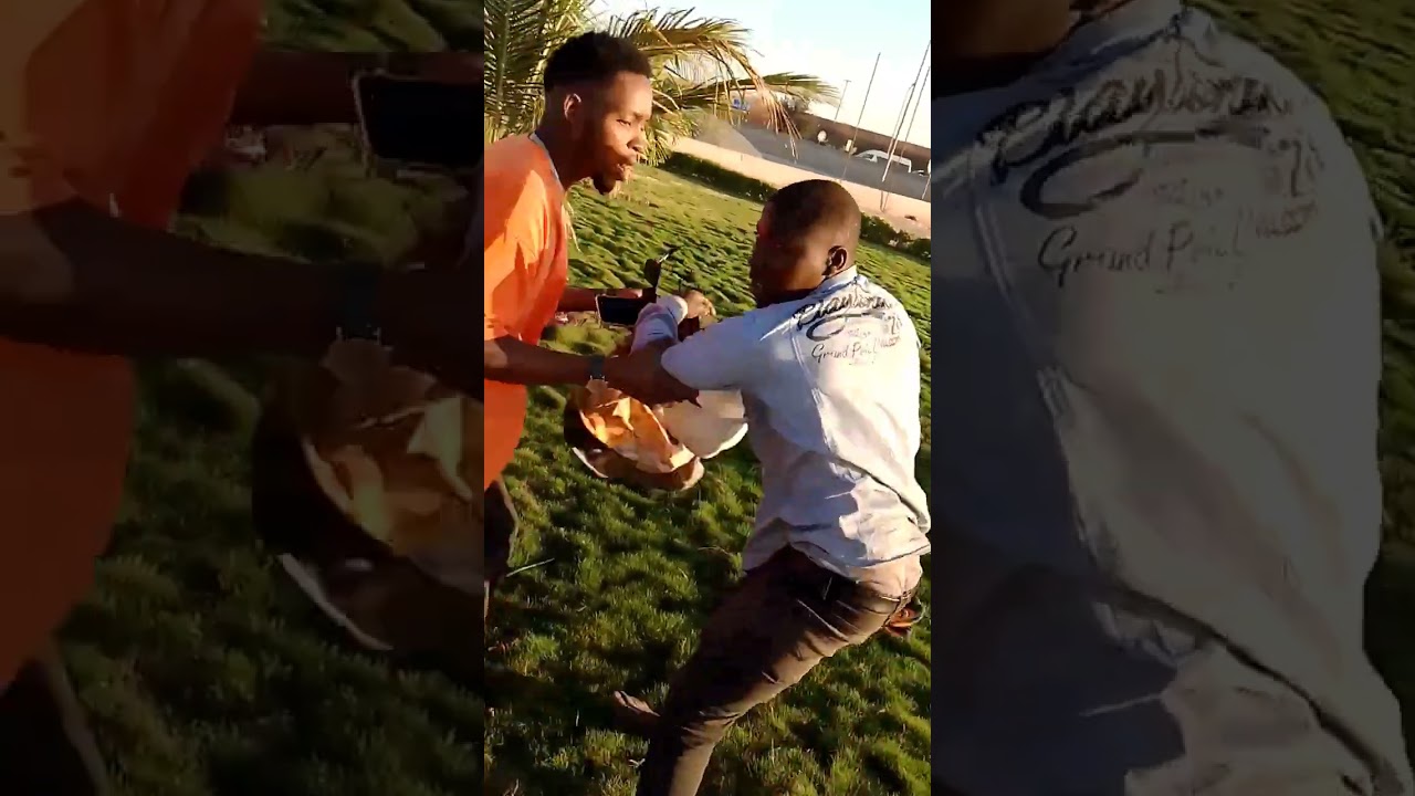 cette fois ci Mbassa makk a dépassé les bornes ..il enleve le gazon pour nourrir son cheval