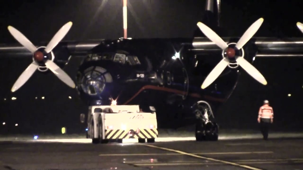 ANTONOV AN-12BP  UKRAINE AIR ALLIANCE  nocturnal departure ( full sequence )  UR CZZ , Ostend  2019