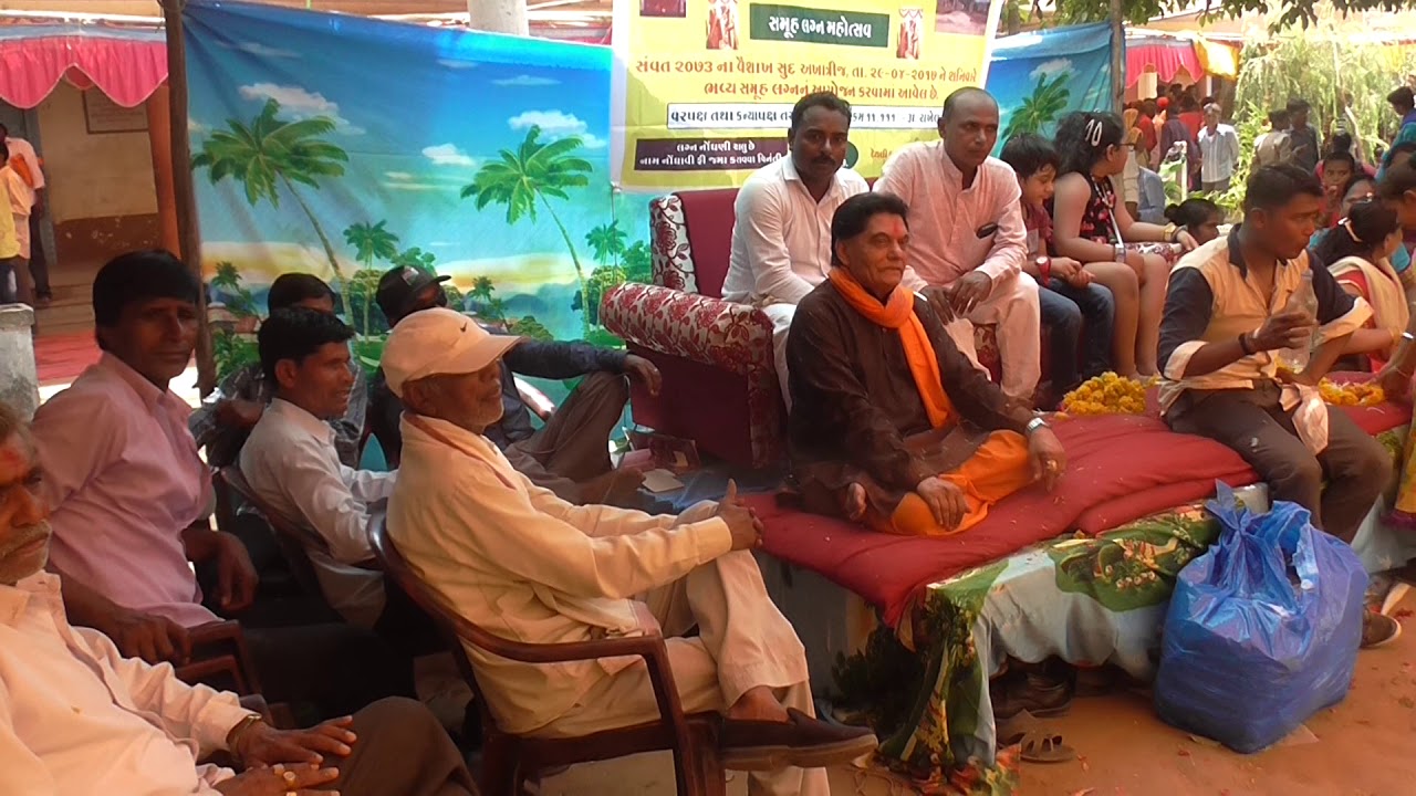 Dowry -free mass marriage ceremony  at Dethali