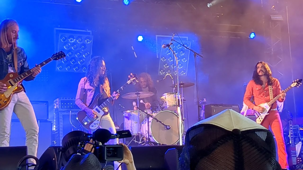 Komodor - Mamacita (Live Motocultor 2023 - jeudi 17 août)