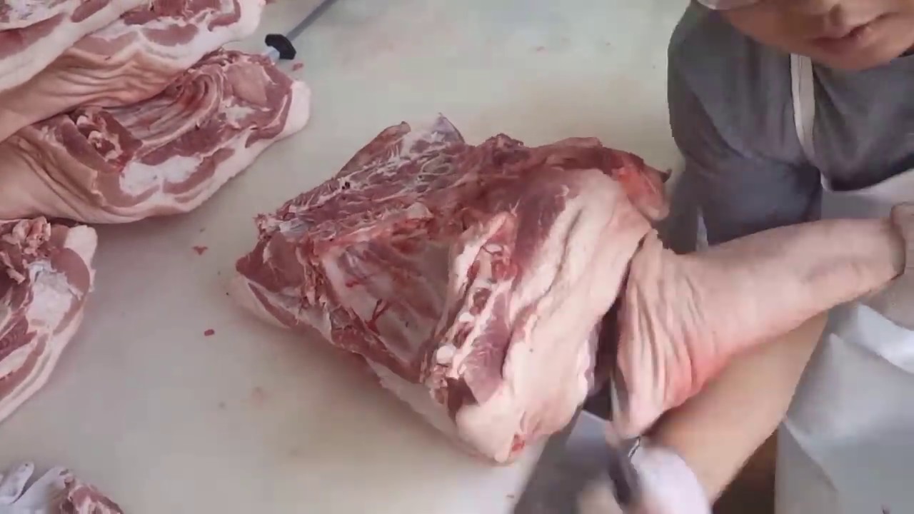 돼지 앞다리 발골~