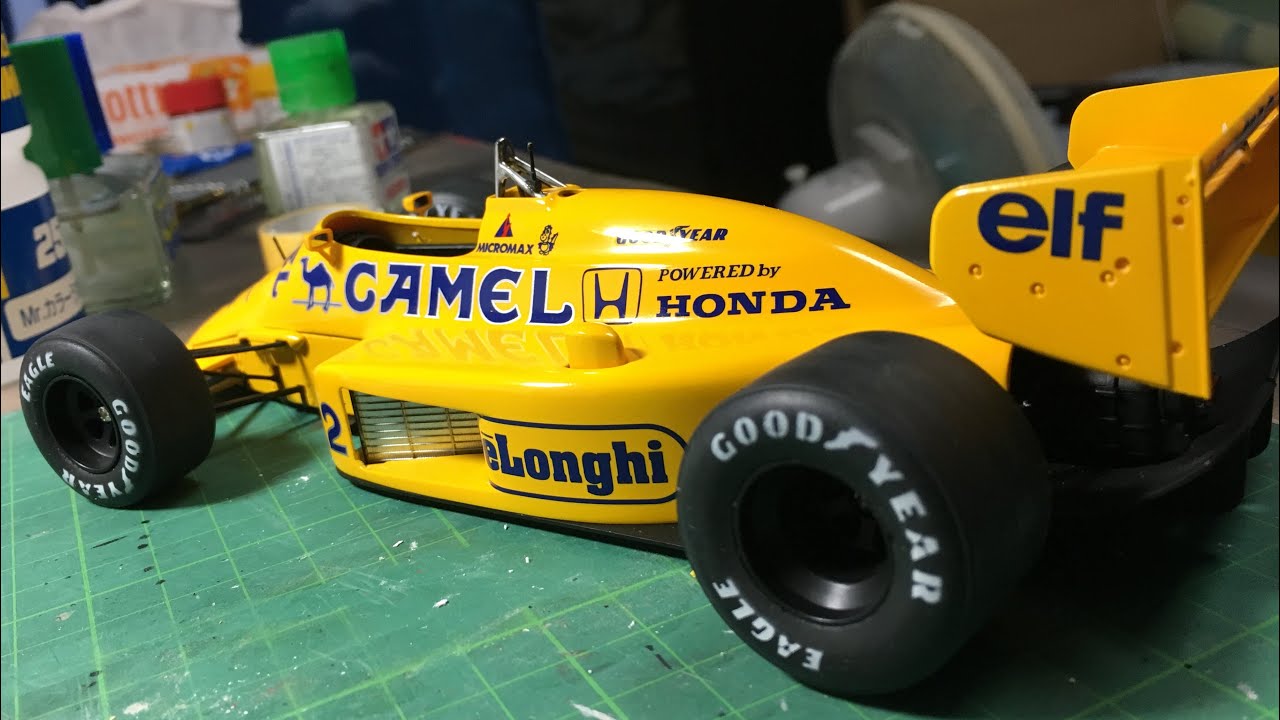 タミヤ 1/20 ロータスホンダ99Tプラモデル