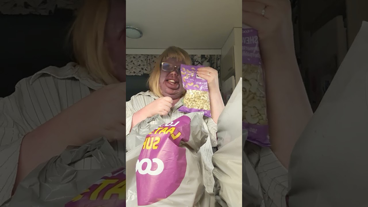 Ost.est. videoo, halusitte tai ette 🤣