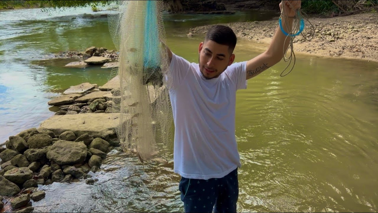 Pesca con atarralla usando concentrado para pollos como carnada, agarramos muchas pepescas 