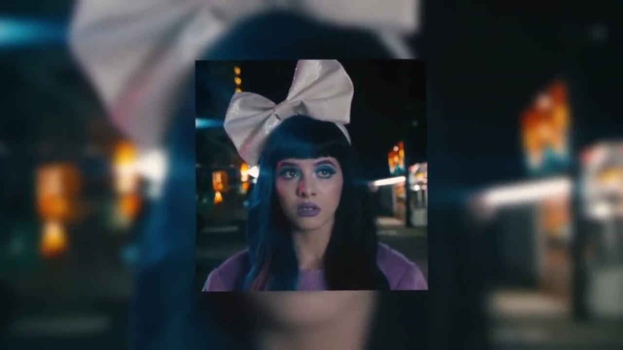 carousel - melanie martinez (sped up + reverb)