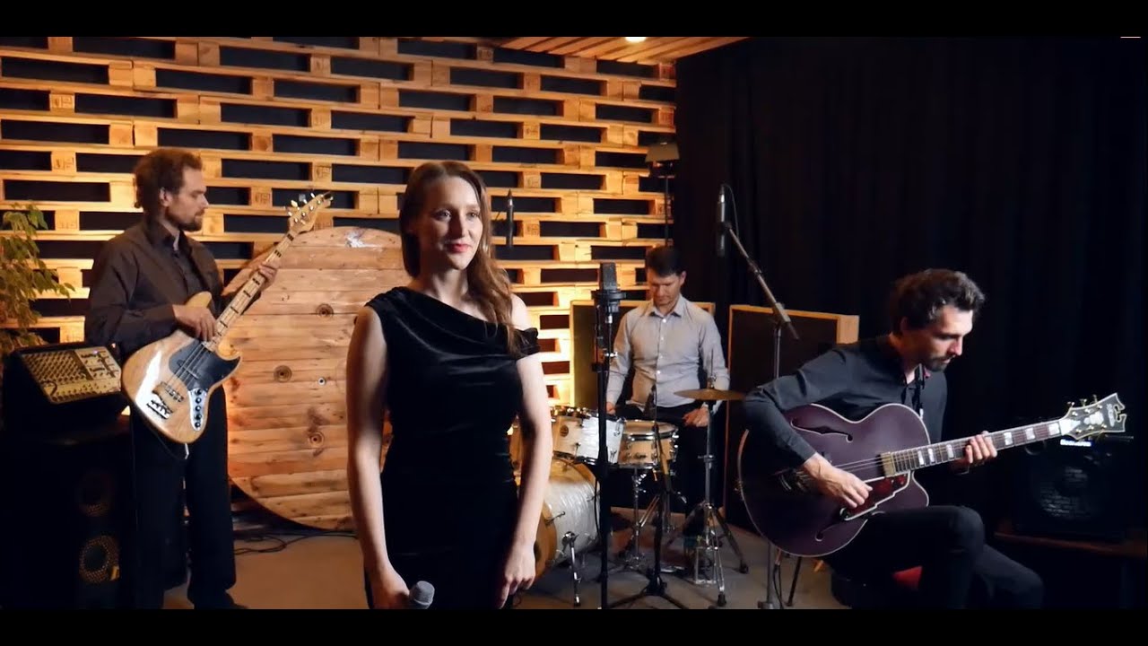 Es Jazz Quartet - Take The ‘A’ Train