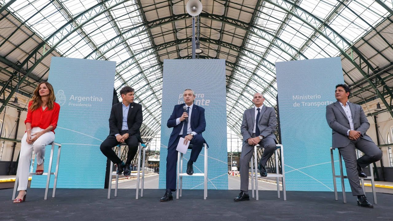 Inauguración del histórico techo de la estación de tren La Plata de la línea Roca.