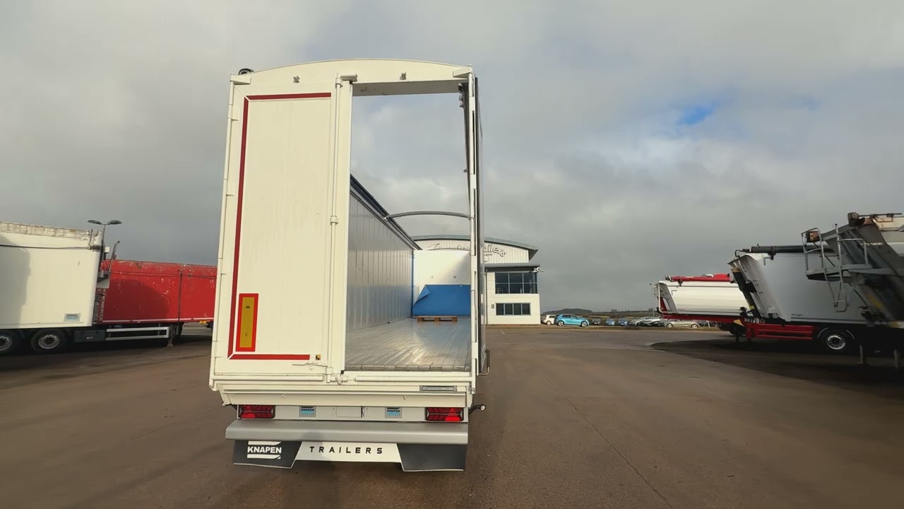 Knapen biomass walking floor trailer