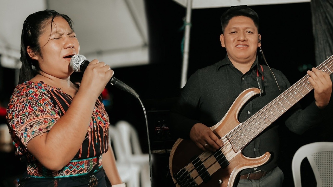 Fuente de Vida 🎹🎷/ Coros de Avivamiento🔥 Isabela Simaj 🎤 Lo Nuevo Marzo 2026 (#4)