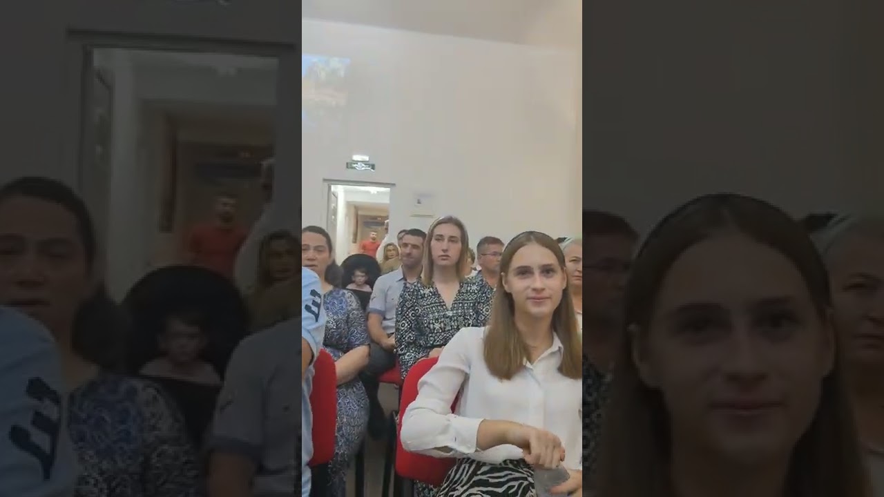 Grupul de tineri din biserica Emanuel - Logroño .