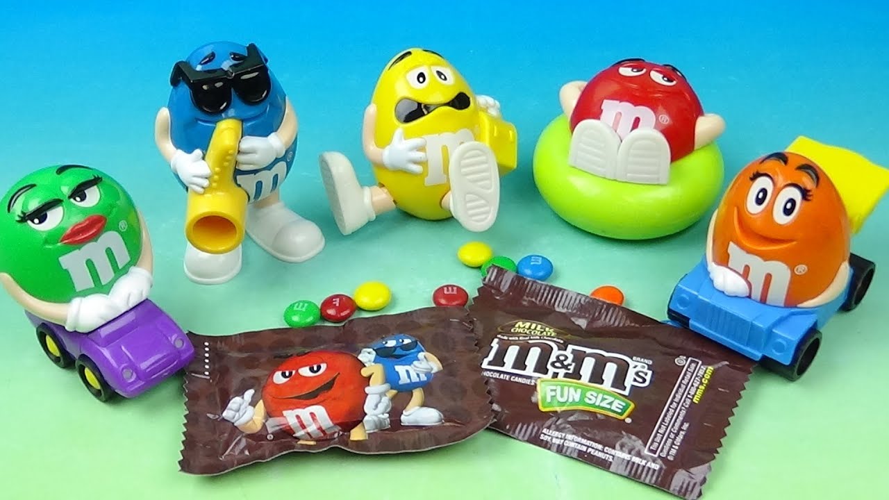 1997 M&M's Candy Dispensers Set of 5 Burger King Collectibles Video Review