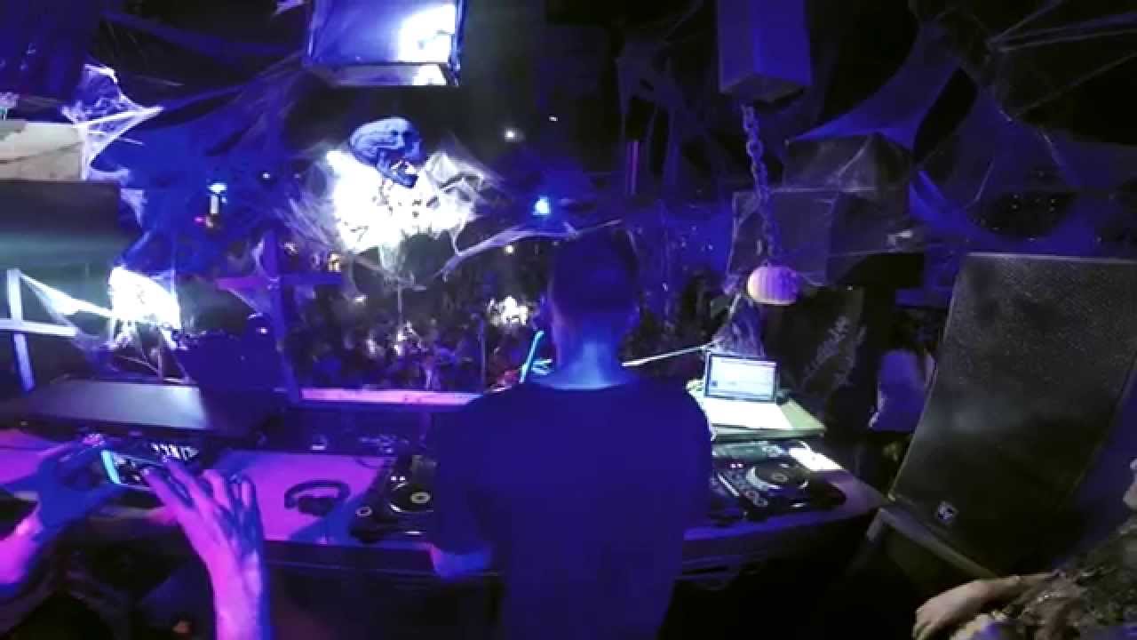 Andres Campo @ Florida 135 - Halloween 10:00 Am Closing Set